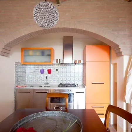 Il Pino By Vacavilla Villa *