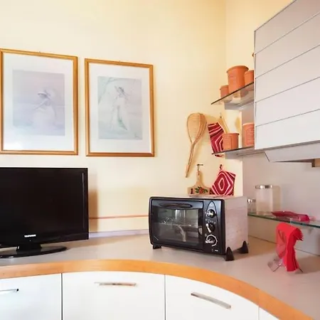 Il Pino By Vacavilla Lari