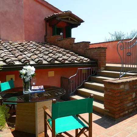 Il Pino By Vacavilla Willa Lari