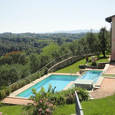 Villa Il Pino By Vacavilla Lari